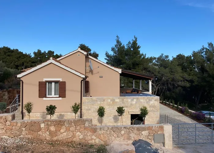 Tara House
